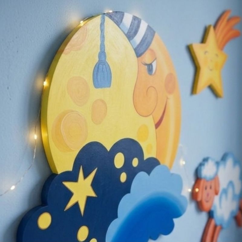 Ručně malované dekorace ze dřeva do dětských pokojíčků noční nebe